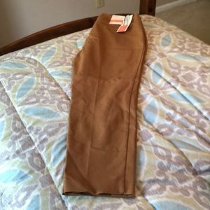 Old navy Harper pants. Size 6. NWT